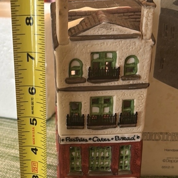 Christmas in the City. Dept. 56 Decor Bakery porcelain Brownstone. VINTAGE. EUC - Picture 10 of 16